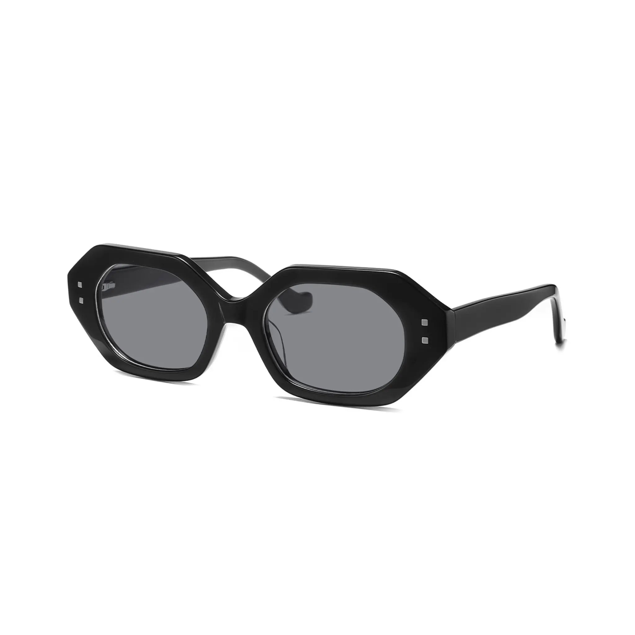 Betty’s Retro Shades Bettina sunglasses in black with dark grey lenses