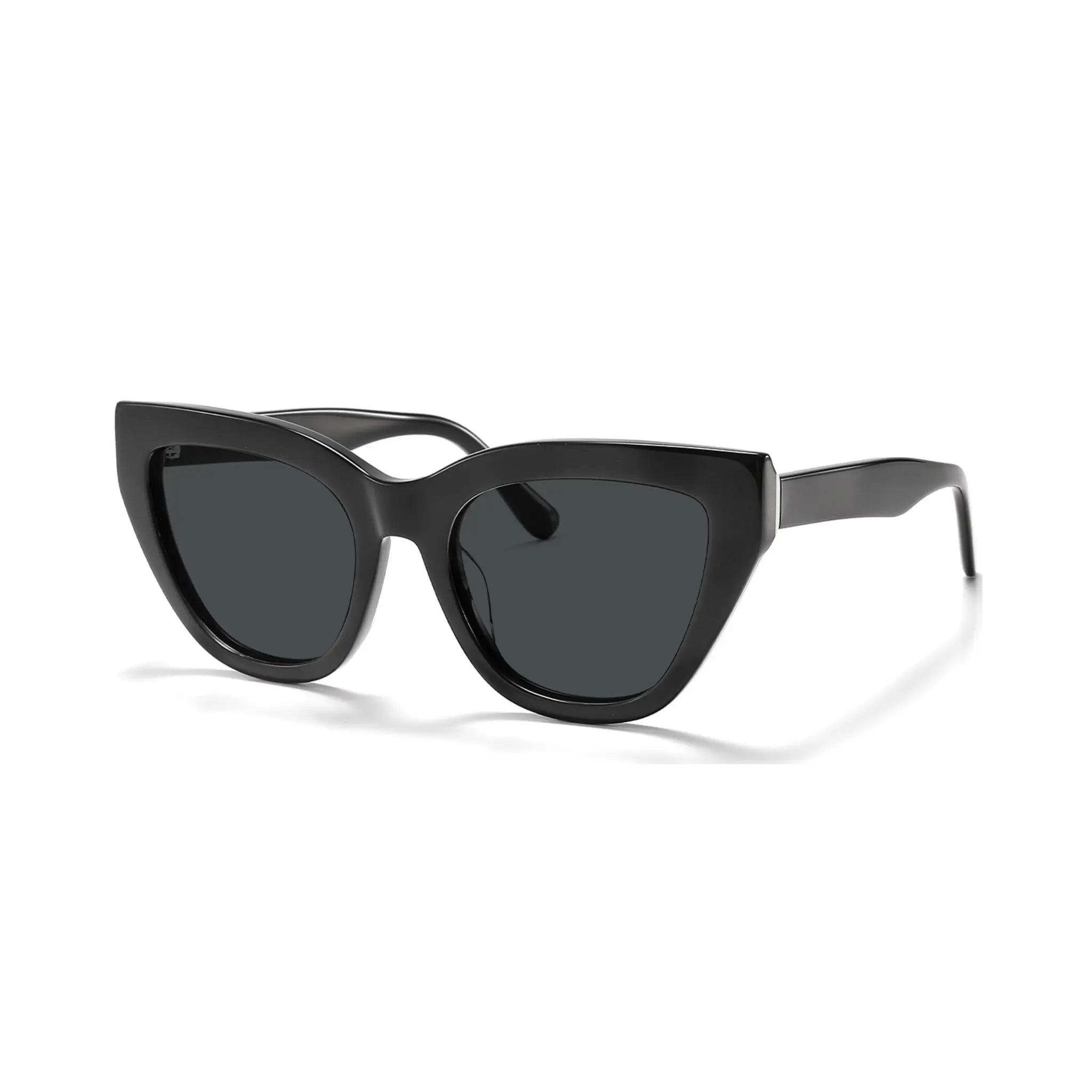 Betty’s Retro Shades Faye sunglasses in black with dark grey lenses