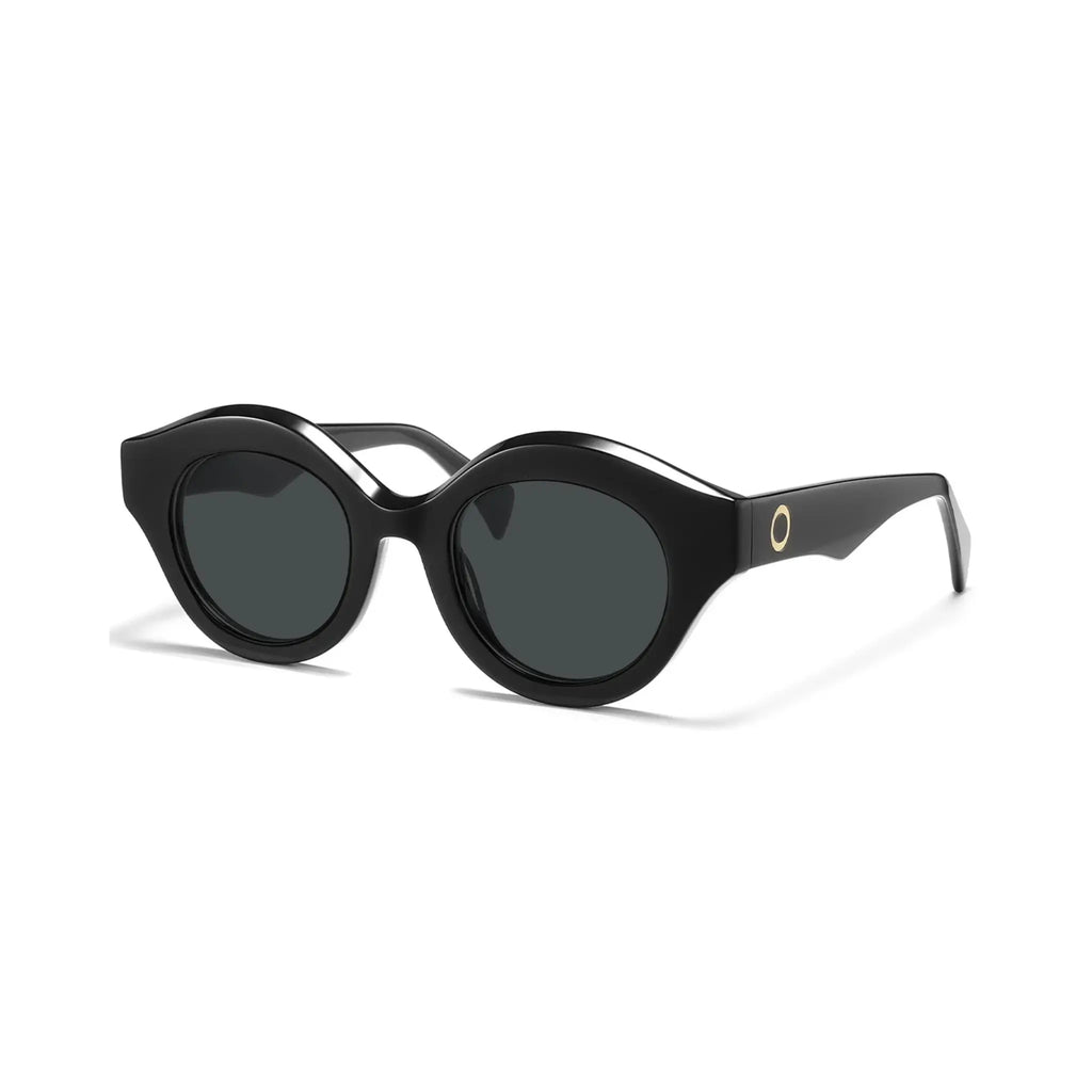 Betty’s Retro Shades Posey sunglasses in black with dark grey lenses