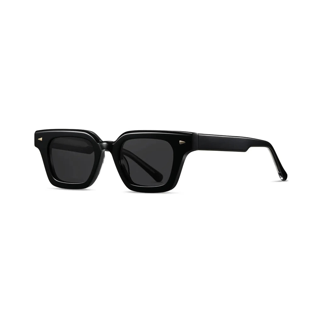 Betty’s Retro Shades Tessa sunglasses in black with dark grey lenses